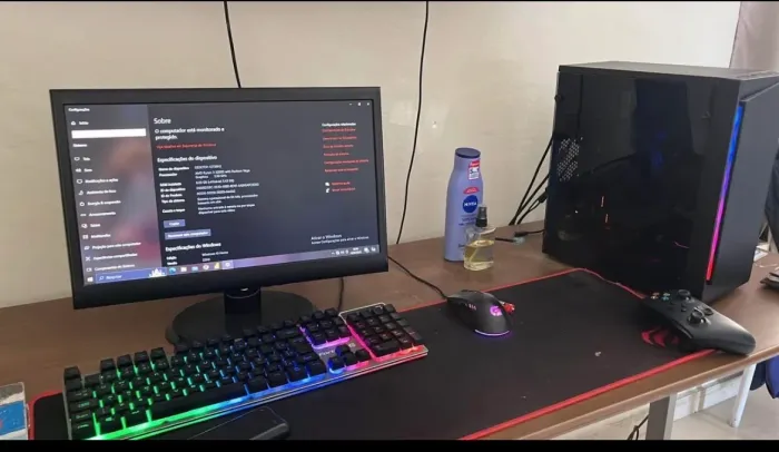 PC Ryzen 3 2200G + 8GB RAM + SSD R$ 1.300