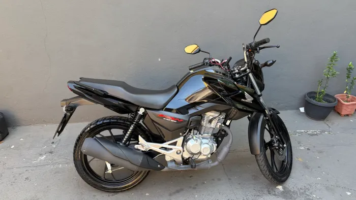 Fan 2025 com 9.000km estado de zero, pegar e andar 