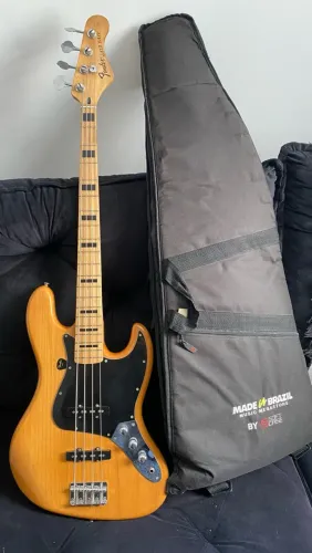 Baixo Jazz Bass 4 cordas