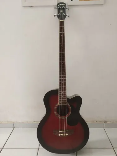 Baixo acústico