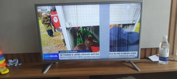 Tv LG 32lb560b( está como algumas linhas)