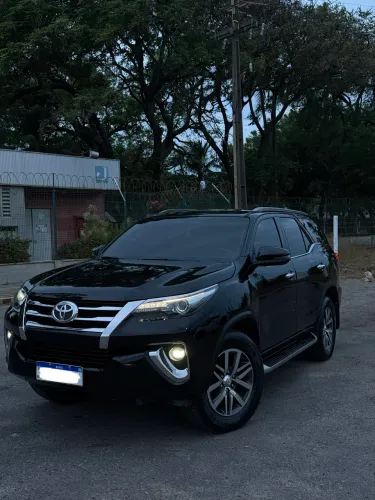 Toyota Hilux SW4 SRX 4X4 2.8 TDI 16V Dies. Aut. 2019