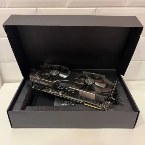 Placa de Vídeo Galax NVIDIA GeForce RTX 2070 Super EX (1-Click OC) - 8GB - GDDR6 - DLSS