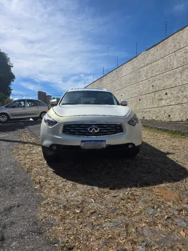 Infiniti FX 35 3.5 V6 AWD 4P Aut. 2011