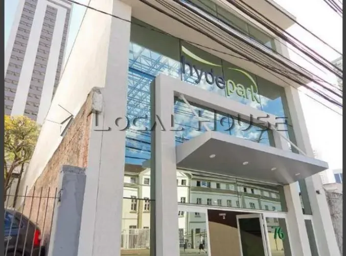 Loja à venda em Curitiba, Centro, 153,32m²