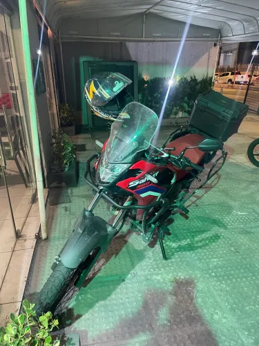 Moto Sahara 2026