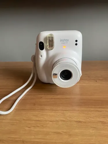 Polaroid instax mini 11