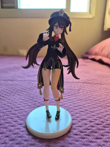 VENDE-SE: ACTION FIGURE DA HUTAO DE GENSHIN IMPACT