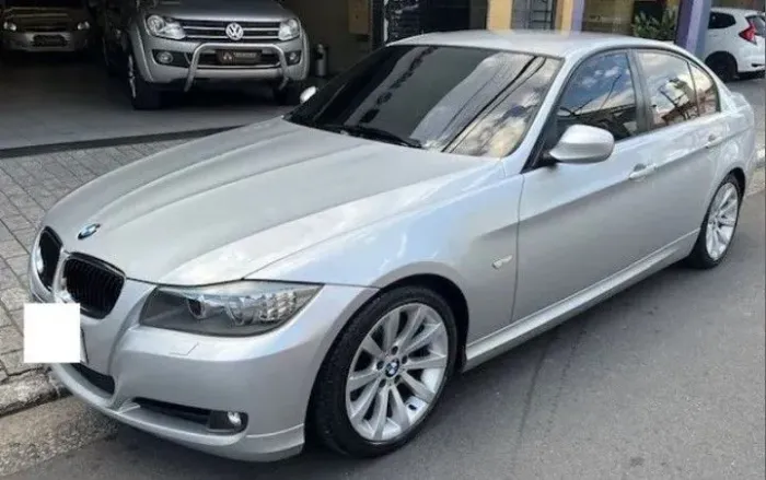 BMW 320I A 2011