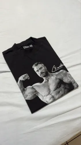 Camiseta overcized CBUM Lionz