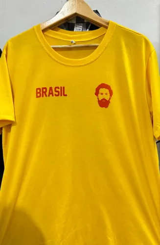 Camiseta Amarela Brasil 13