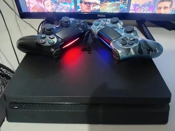 PS4 SLIM 1TB
