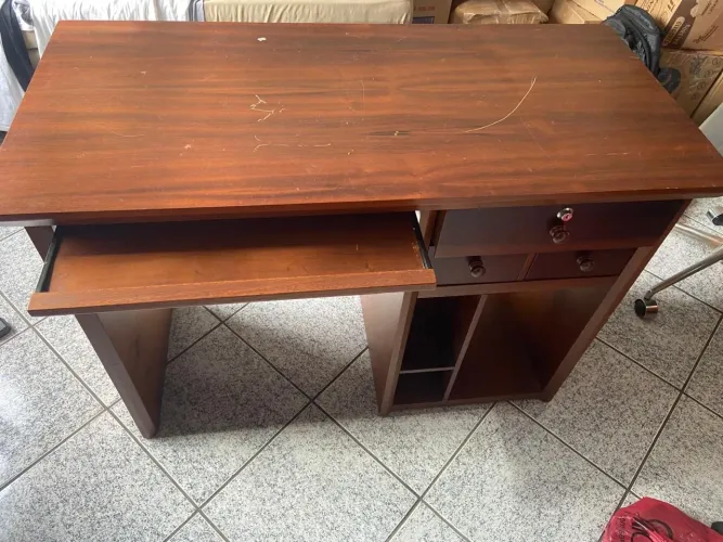 Mesa de computador madeira maciça