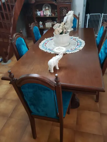 Mesa de jantar 6 cadeiras madeira de lei