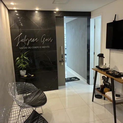 vende se exelente sala comercial centro de curtiba