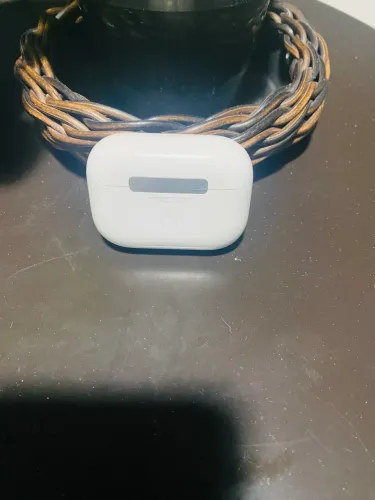 Fone de ouvido Apple Wi-Fi air pro usado