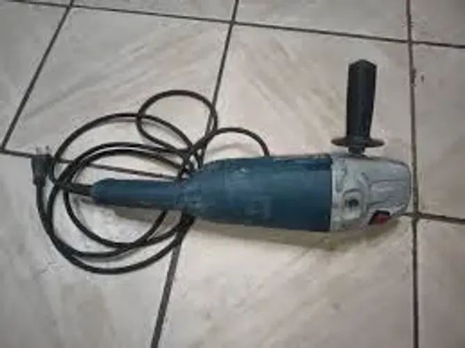 Lixadeira Bosch 9 polegadas
