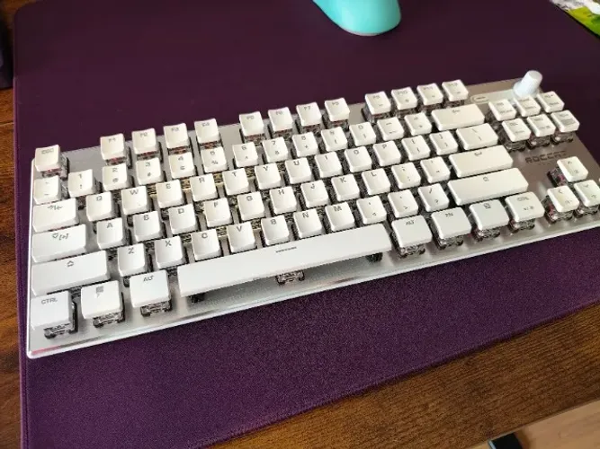 Roccat Vulcan TKL Pro
