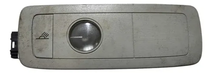 Luz Teto Cortesia Esquerda Vw Touareg 3.6 V6 2013 A 2018