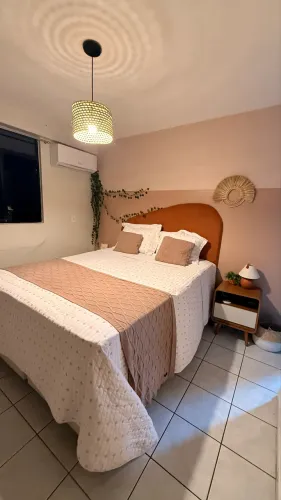 Cabeceira cama queen orgânica em Boucle