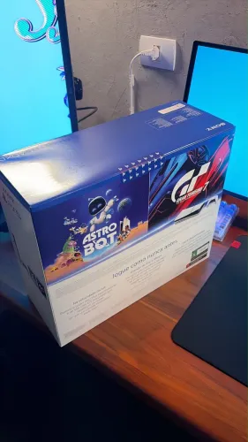 PlayStation 5 com leitor LACRADO