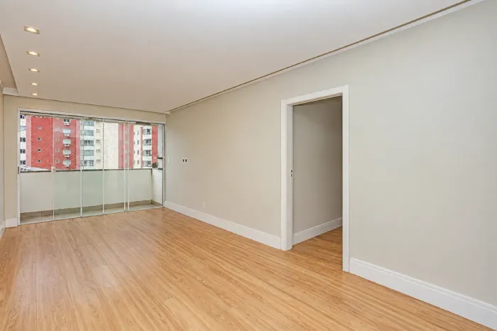 Apartamento para Locação com Vista Mar no Edifício Dom Pedro I - Balneário Camboriú