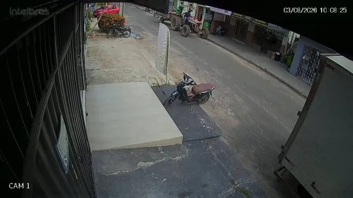 Aluguel de ponto comercial na Raul Lauro Sodré 120 centro, rua da garagem do Pinheiro