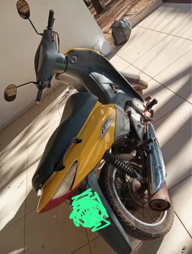 Vendo moto biz 125 ES 2008