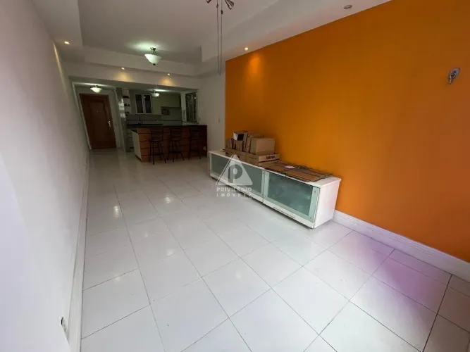 2 Quartos com dependência completa bem localizado no Andaraí