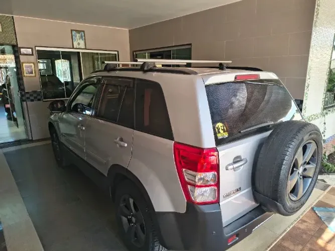 Suzuki Grand Vitara 2.0 16V 4x2/4x4 5P Mec. 2012
