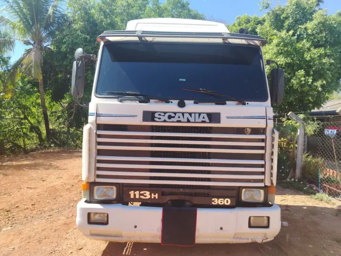 Cavalo scania 113