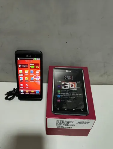 LG 3 D Optimus Relíquia em excelente estado de conservação