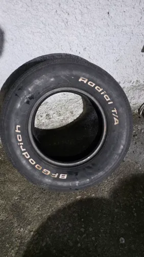 1 Pneu BF Goodrich Radial TA 225 70 14