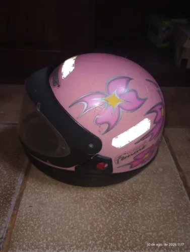 CAPACETE FEMININO