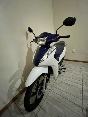 Biz 125 com apenas 7mil km