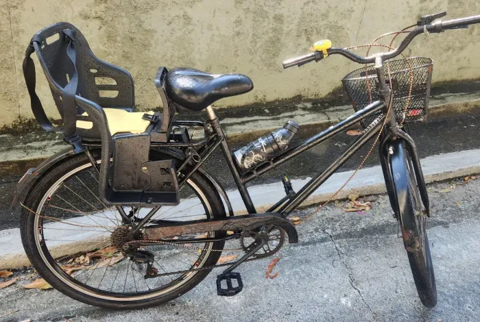 BIKE POTI COM MARCHA E CADEIRINHA ACOPLADA 