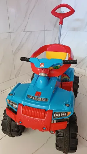 Quadriciclo Infantil Carrinho de Passeio Motinha 