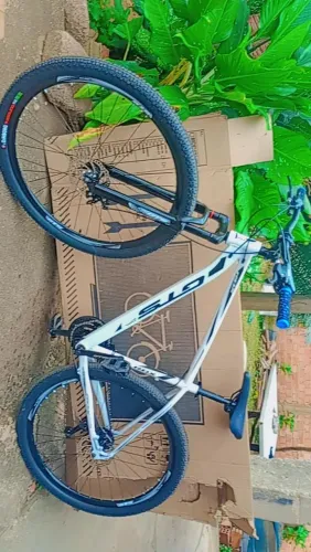 BIKE GTS ORIGEM 750 AVISTA SEM CHORO NOVÍSSIMA, TENHO NOTA