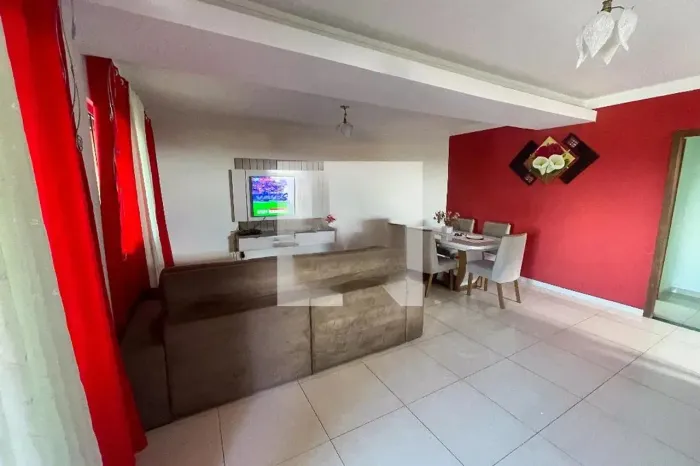 Casa à Venda - Tirol, 2 Quartos, 330 m2