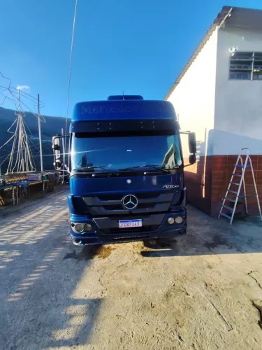 Mercedes-Bens Atego 2426 Azul