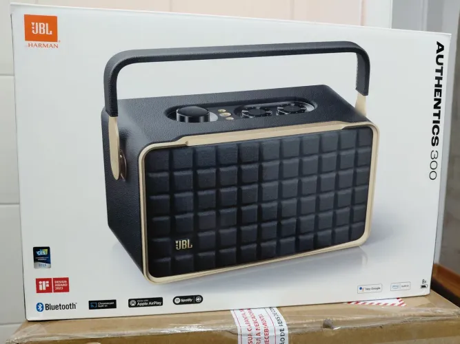 Jbl Authentics 300 Lacrada Nova
