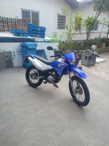 Xtz 125 azul