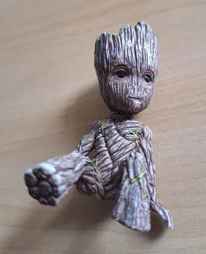 Figura Baby Groot Guardiões da Galáxia 