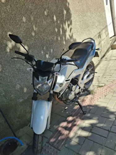 Yamaha Fazer YS 250