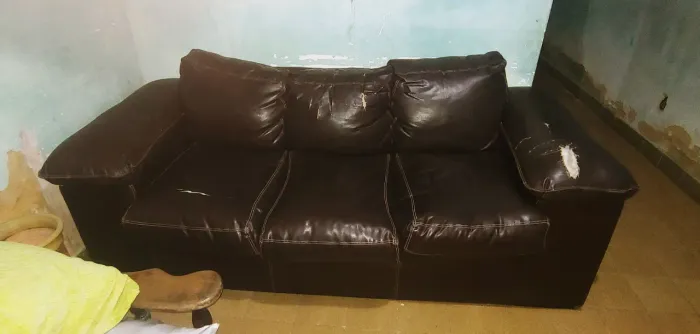 SOFÁ 3 LUGARES