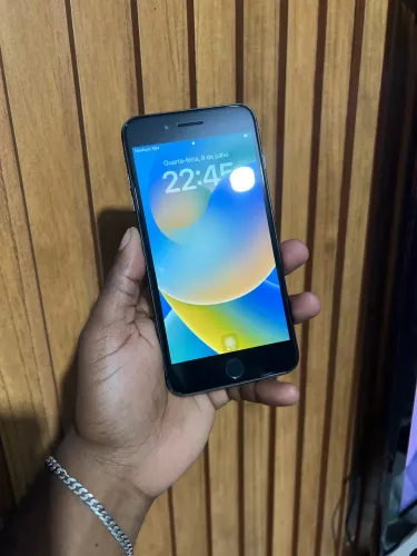 iPhone 8 Plus 64GB