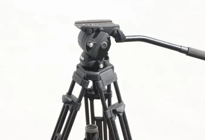 Tripé Profissional Broadcast / Cinema Vinten Vision Carbono