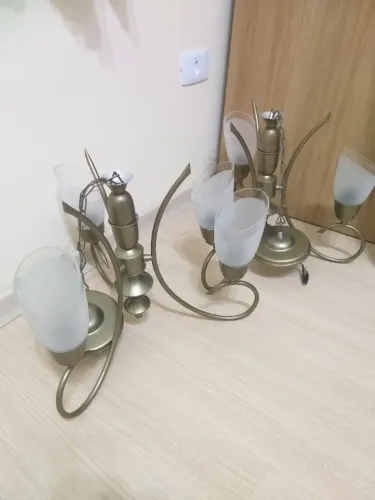 2 Lindos Lustres Pendentes Clássico em Alumínio - Estilo Colonial imitando Ferro