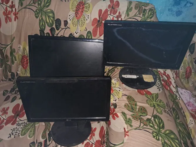 Vendo monitores de Pc ler descrição