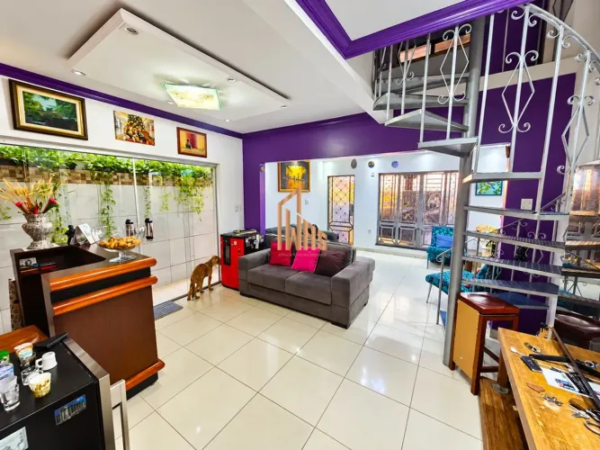 Casa com 4 Quartos à venda no Marco, 220m² Duplex - 2 Vagas